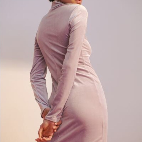 H&M lilac velour bodycon - Picture 2 of 5